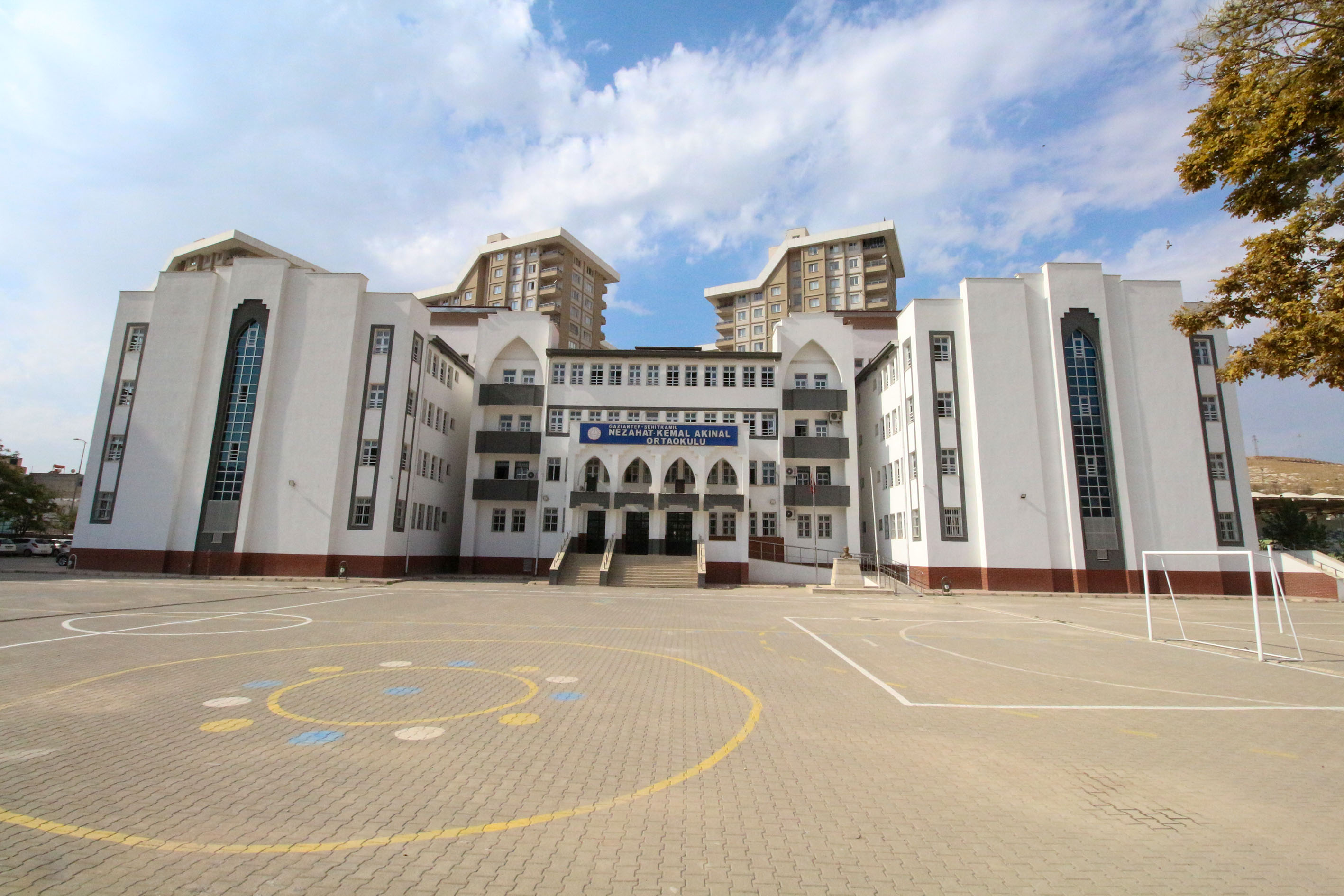 Nezehat Kemal Akınal Ortaokulu