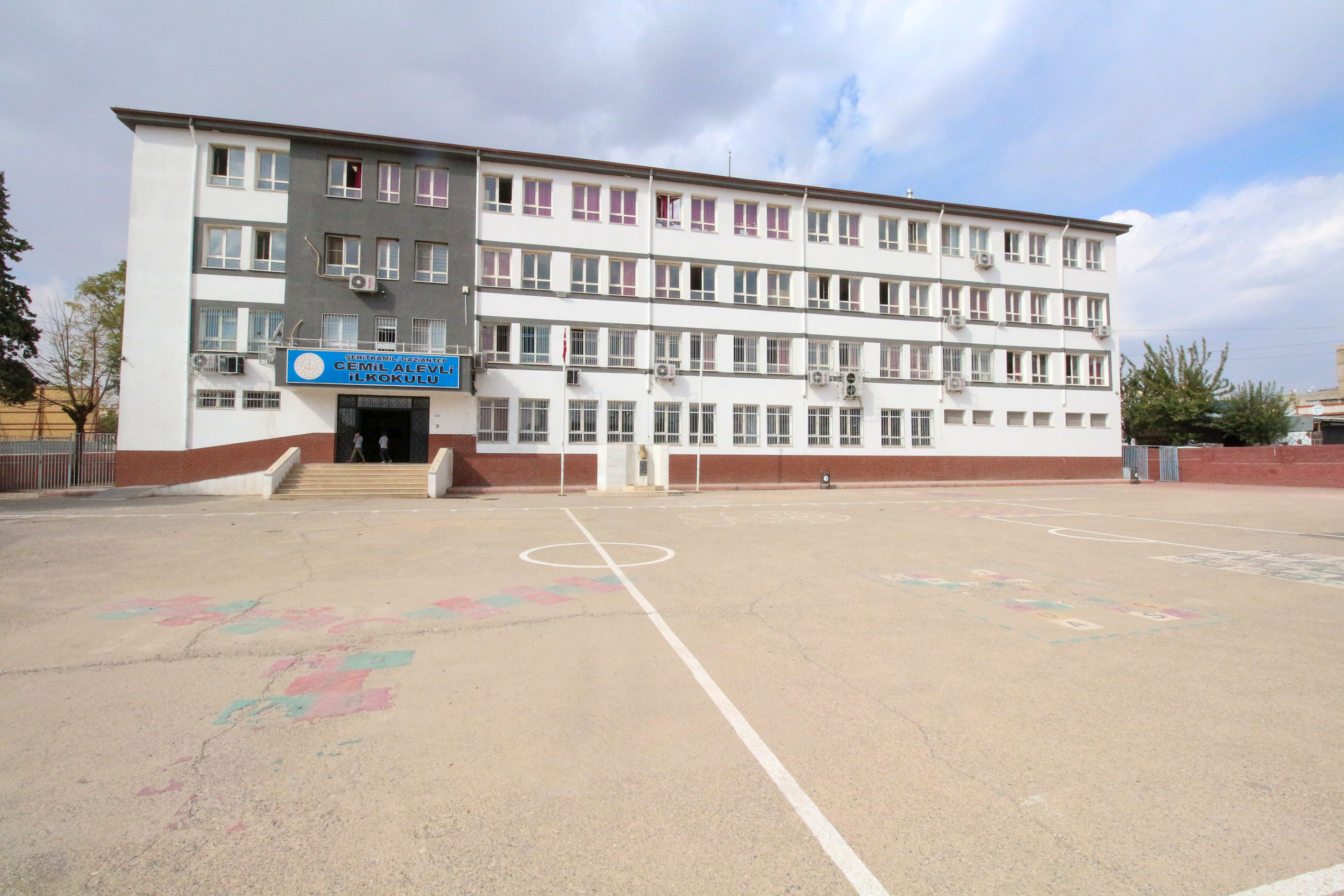 Cemil Alevli İlkokulu