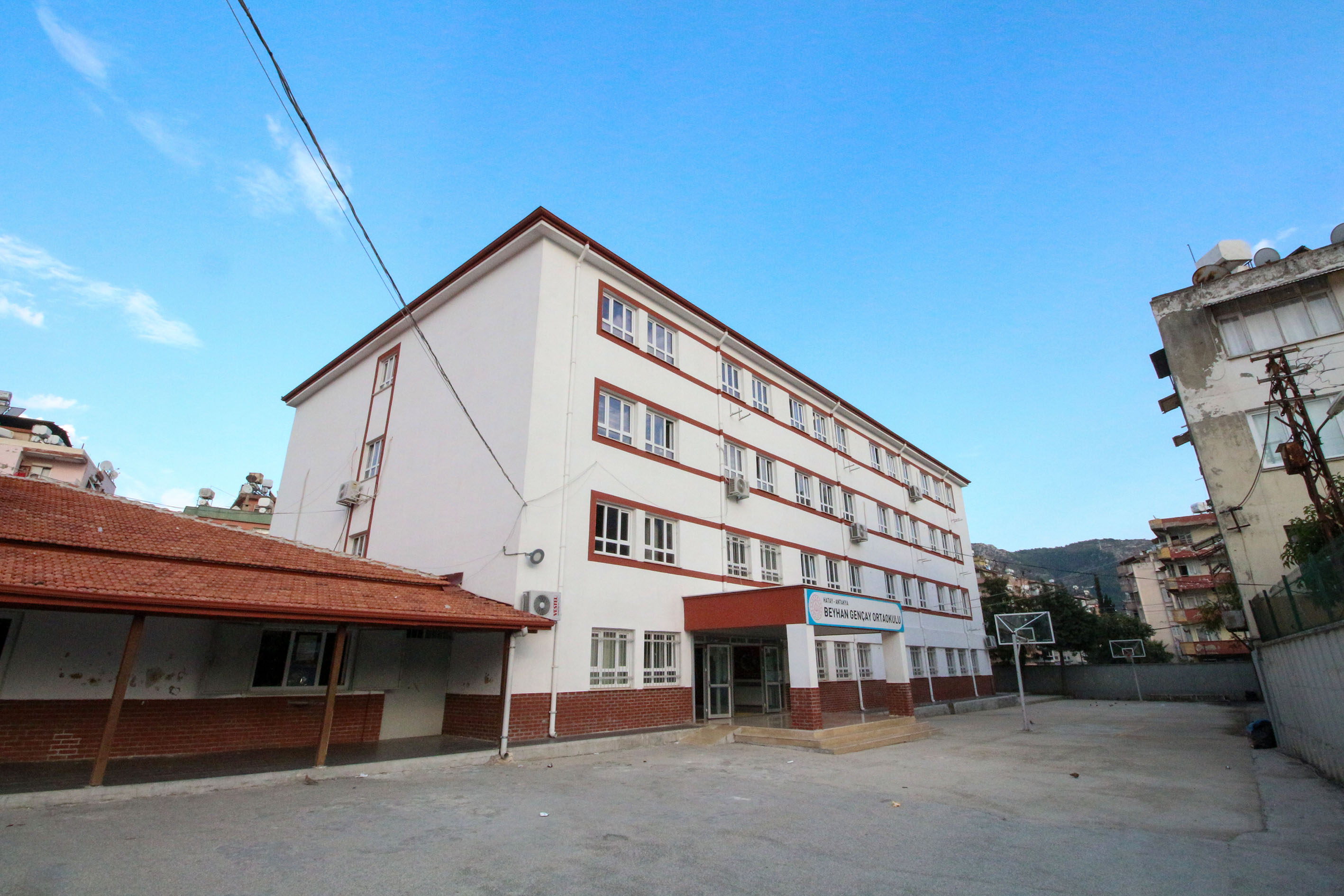 Beyhan Gençay Ortaokulu