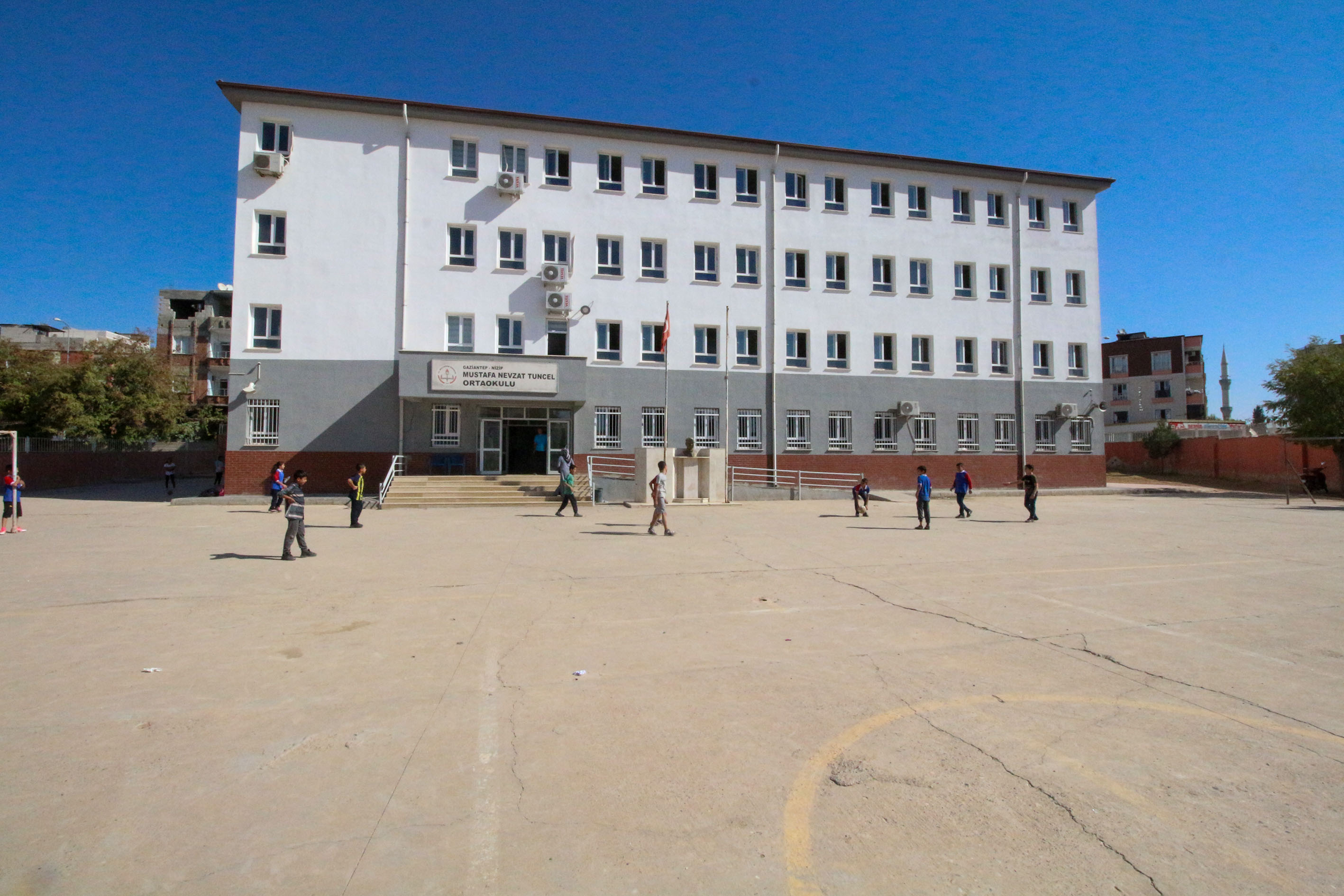 Mustafa Nevzat Tuncel Ortaokulu